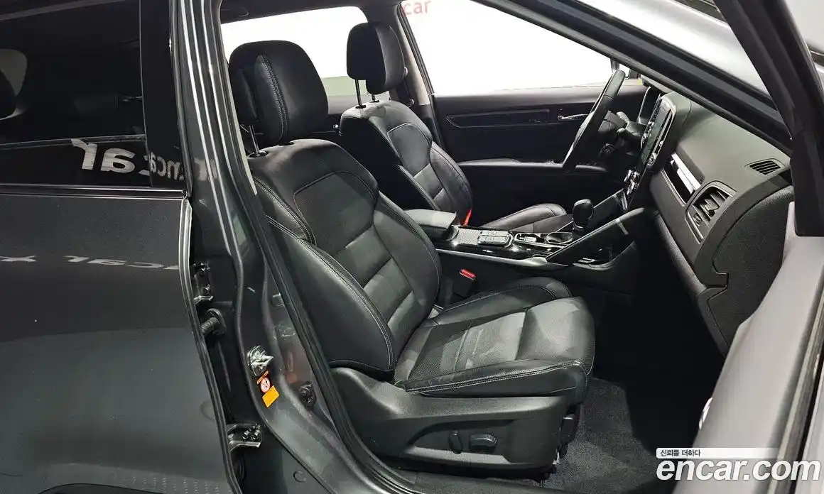 Renault QM6 2017 2.0 Автомат в Москве № 106784, фото 3