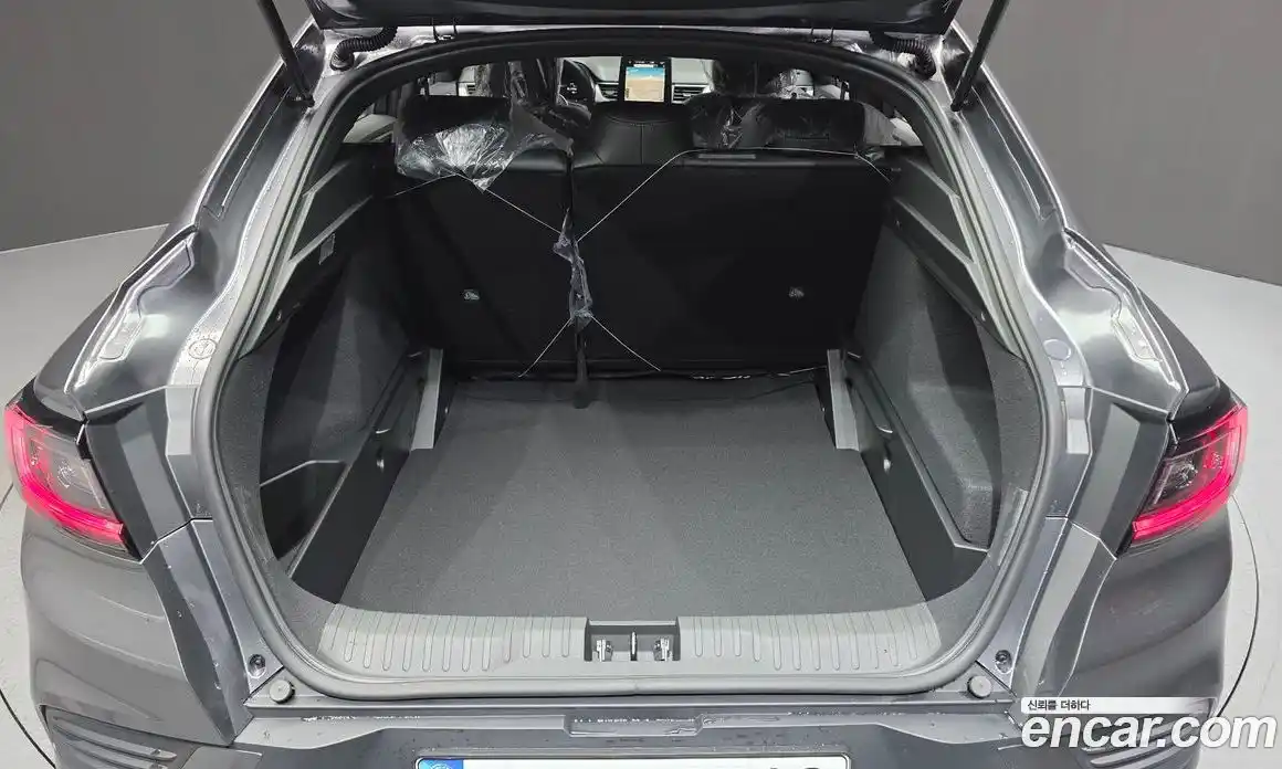 Renault Arkana 2026 1.6 Автомат в Москве № 106855, фото 1