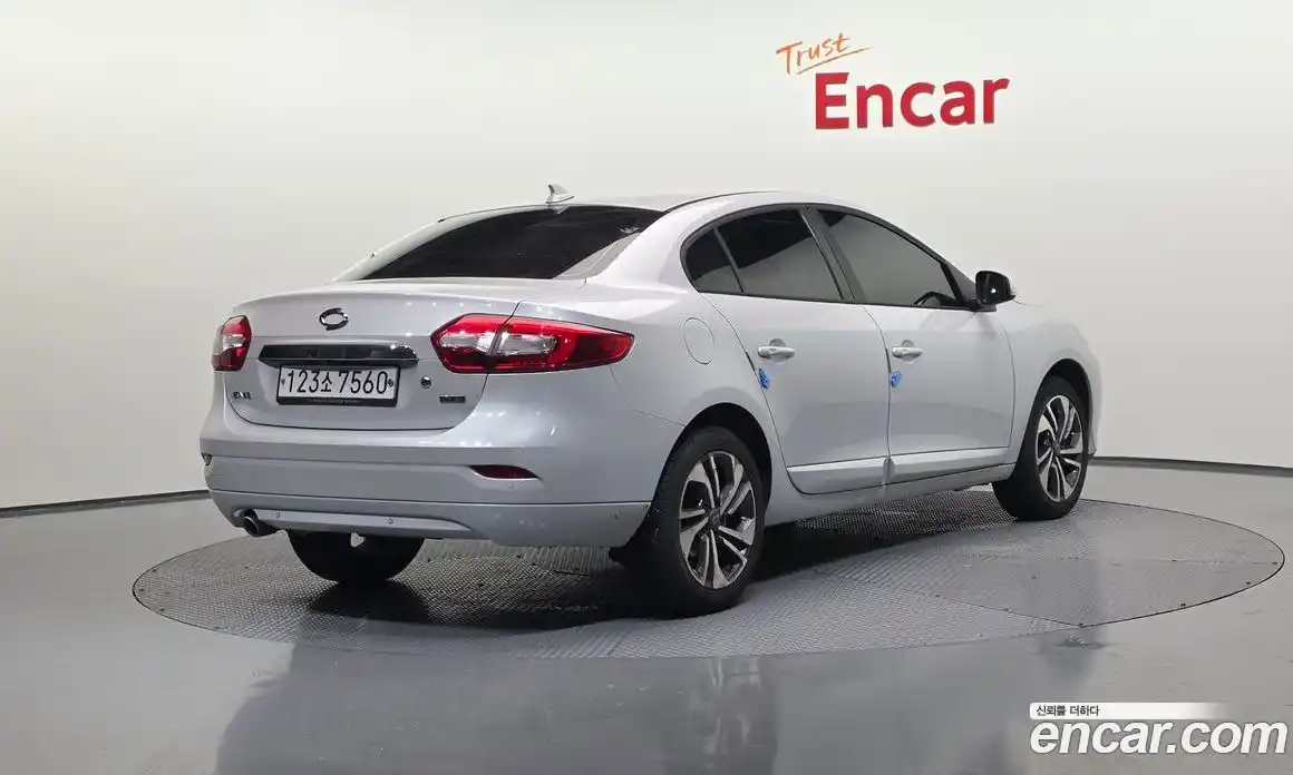 Renault SM3 2019 1.6 Автомат в Москве № 107194, фото 16