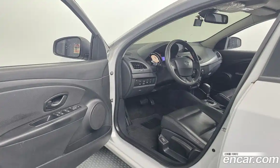 Renault SM3 2019 1.6 Автомат в Москве № 107194, фото 10