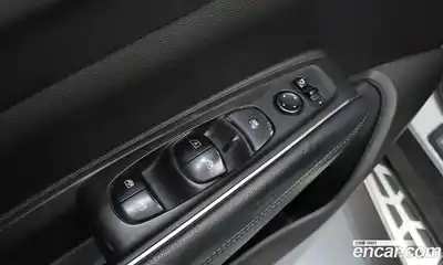 Renault QM6 2018 2.0 Автомат в Москве № 107285, миниатюра 6