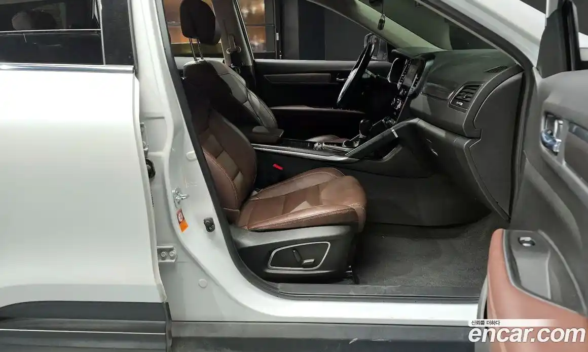 Renault QM6 2020 2.0 Автомат в Москве № 107496, фото 16