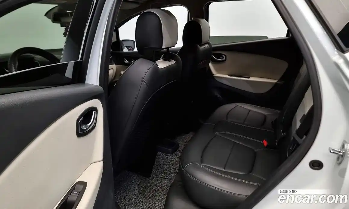 Renault QM3 2019 1.5 Автомат в Москве № 107530, фото 4