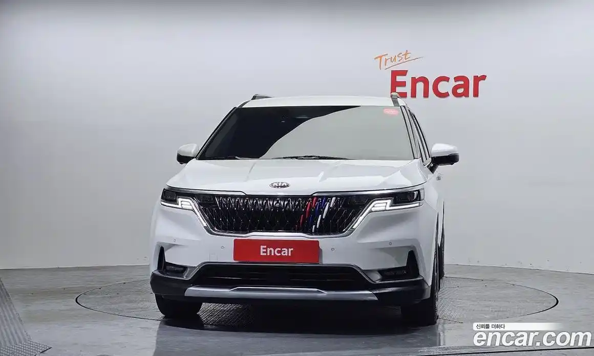 Kia Canival 2021 2.2 Автомат в Москве № 10943, фото 11