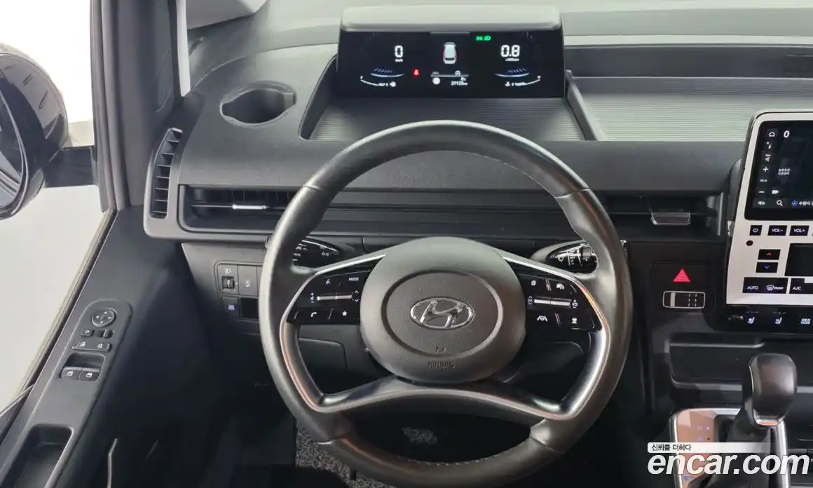 Hyundai Staria 2023 2.2 Автомат в Москве № 109863, фото 12