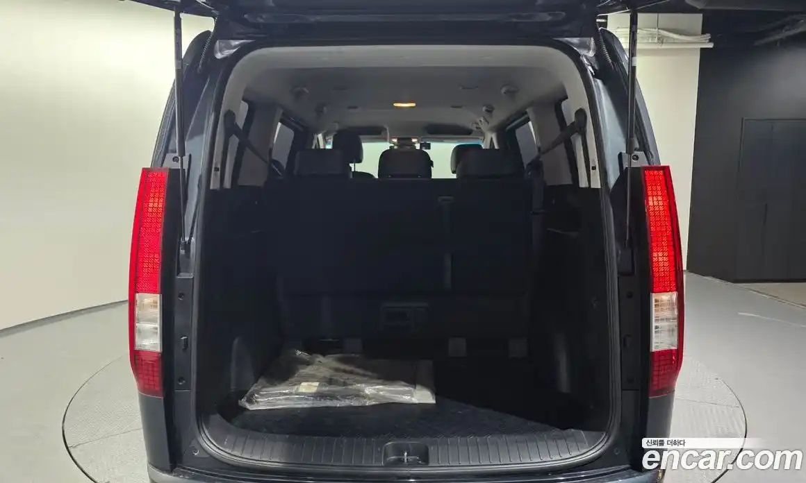 Hyundai Staria 2023 2.2 Автомат в Москве № 109863, фото 8