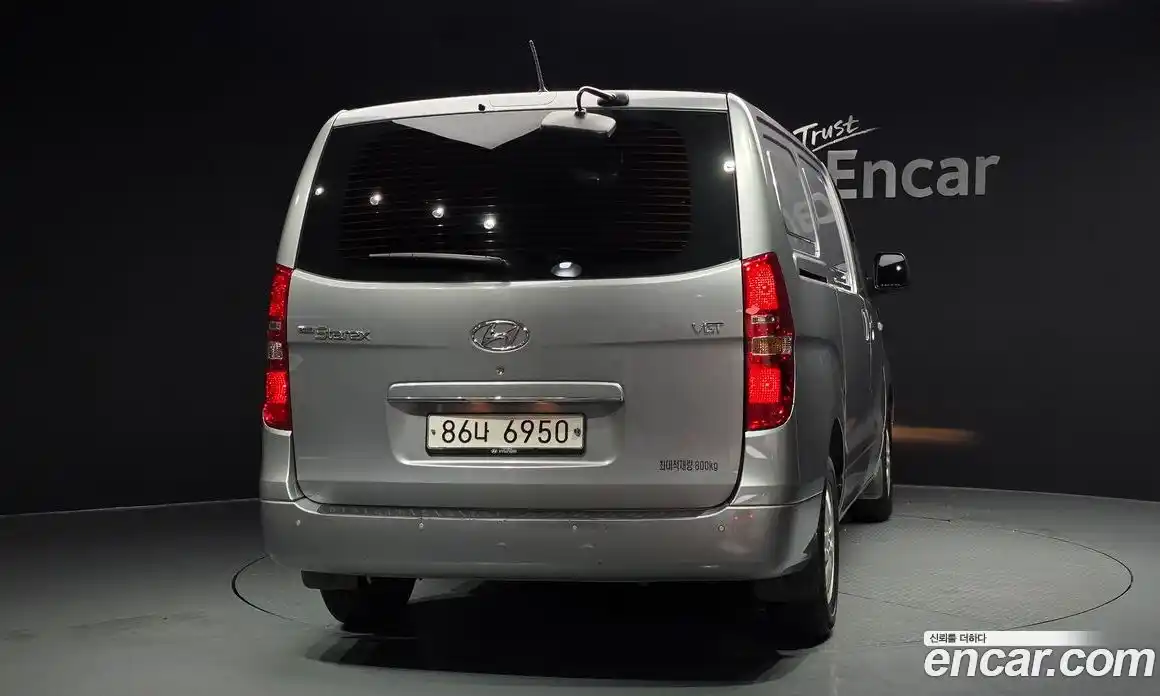 Hyundai Starex 2017 2.5 Автомат в Москве № 111052, фото 17