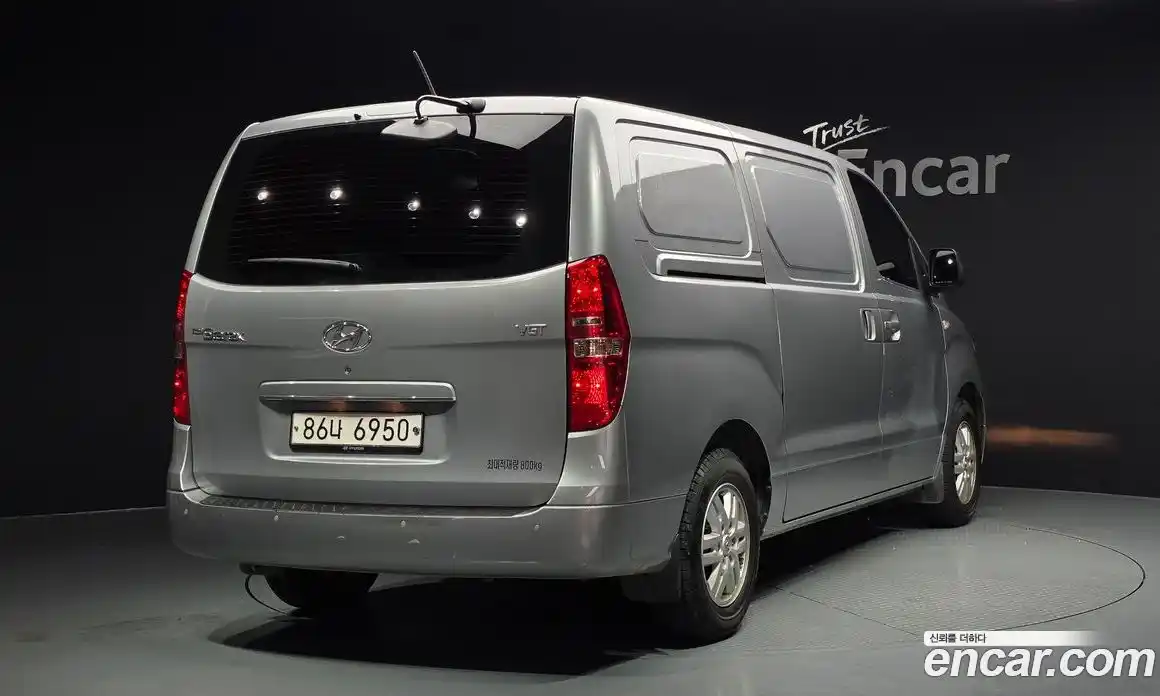 Hyundai Starex 2017 2.5 Автомат в Москве № 111052, фото 20