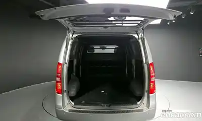 Hyundai Starex 2017 2.5 Автомат в Москве № 111052, миниатюра 4