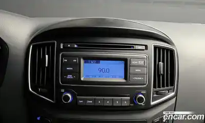 Hyundai Starex 2017 2.5 Автомат в Москве № 111052, миниатюра 9