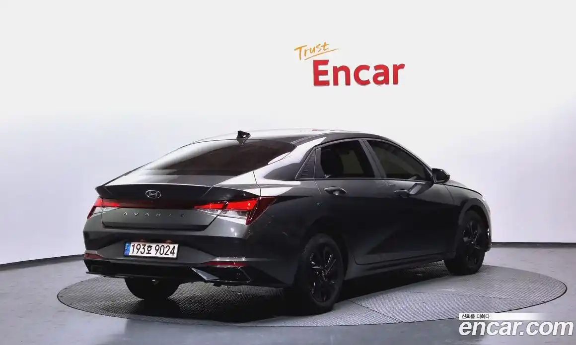 Hyundai Avante 2023 1.6 Автомат в Москве № 111761, фото 9