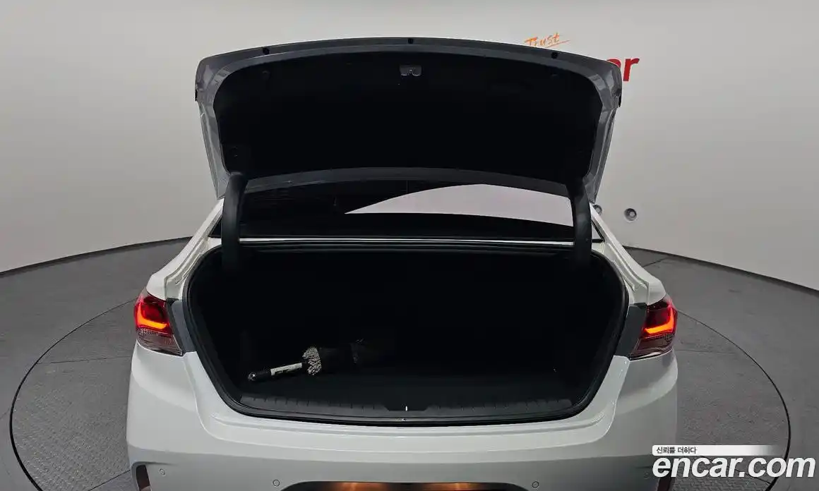 Hyundai Sonata 2019 2.0 Автомат в Москве № 113034, фото 19