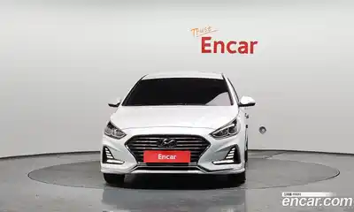 Hyundai Sonata 2019 2.0 Автомат в Москве № 113034, миниатюра 3