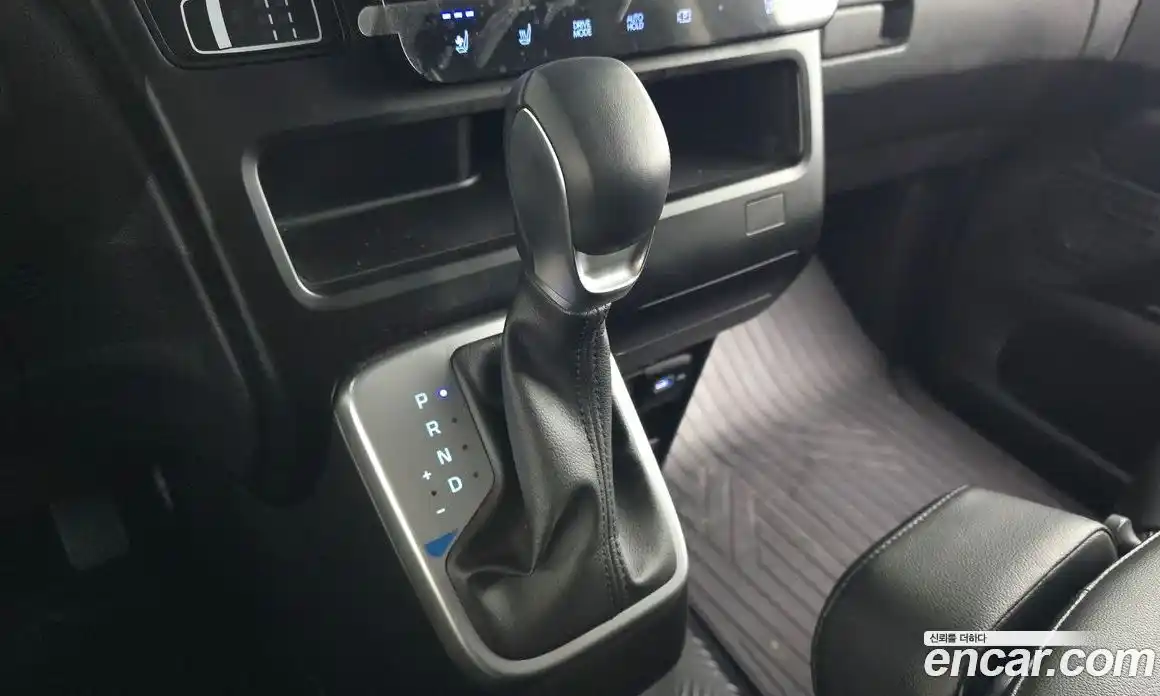 Hyundai Staria 2022 3.5 Автомат в Москве № 113256, фото 14