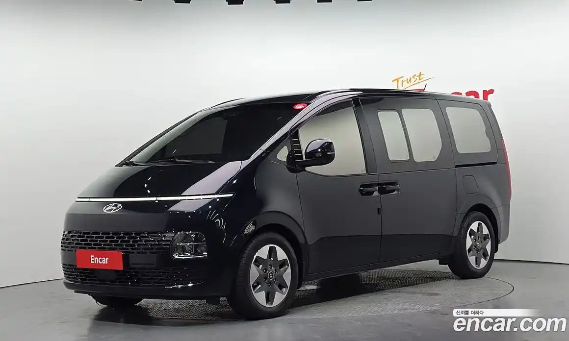 Hyundai Staria 2022 3.5 Автомат в Москве № 113256, фото 15