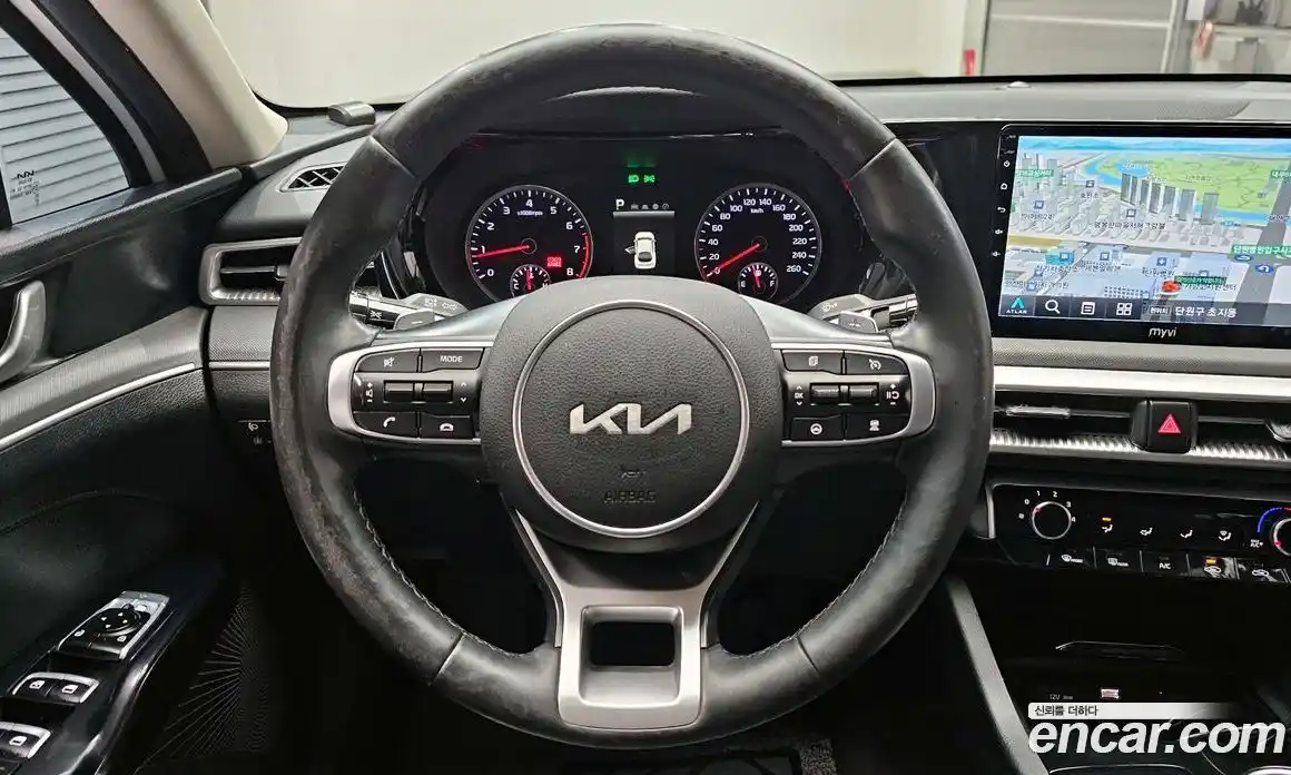 Kia K5 2022 2.0 Автомат в Москве № 120116, фото 12