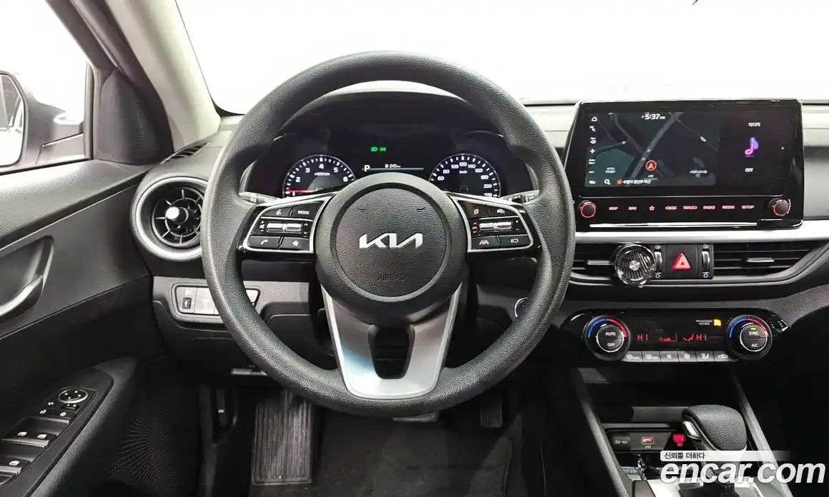 Kia K3 2022 1.6 Автомат в Москве № 120302, фото 8