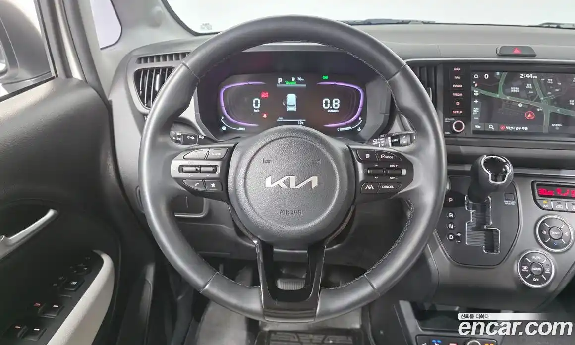 Kia Ray 2023 1.0 Автомат в Москве № 124106, фото 11