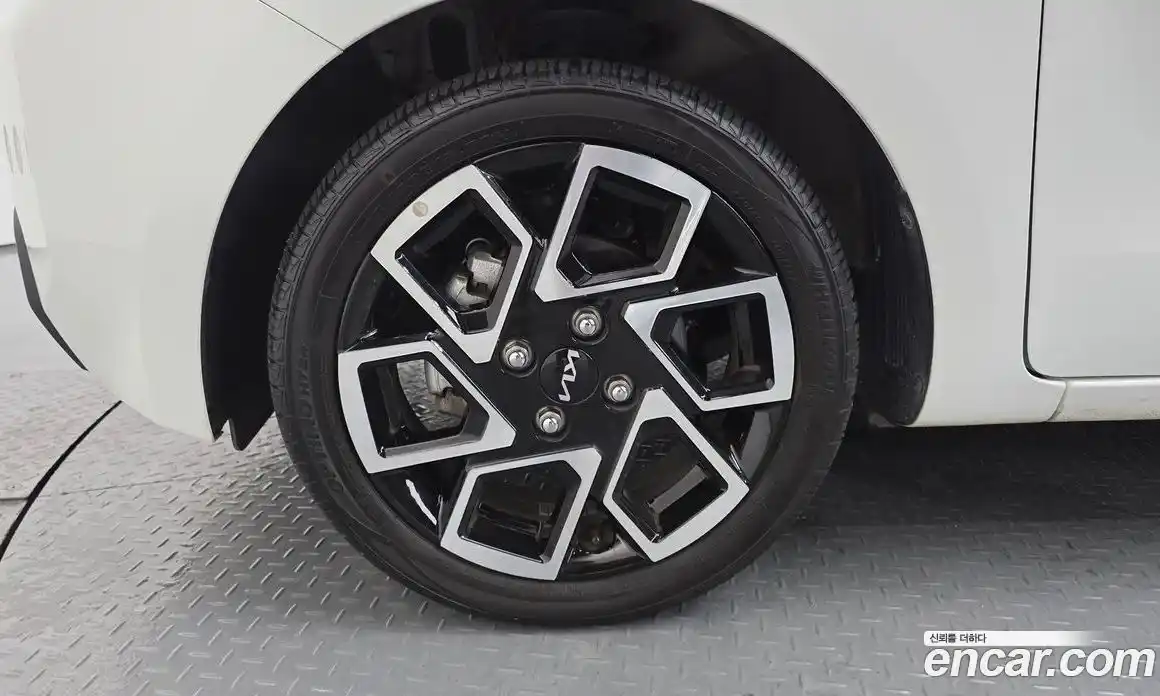 Kia Ray 2023 1.0 Автомат в Москве № 124106, фото 6