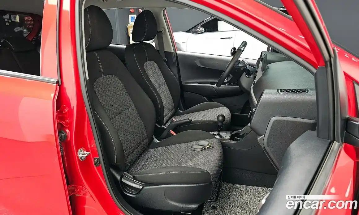 Kia Morning 2024 1.0 Автомат в Москве № 124240, фото 7