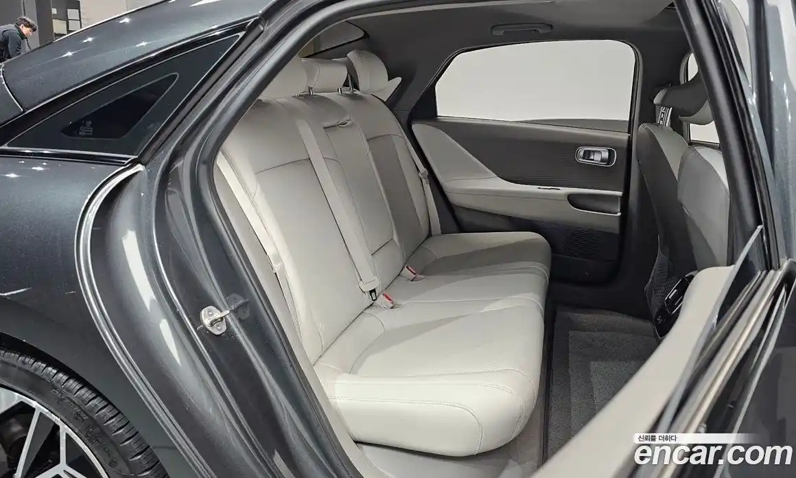 Hyundai Ioniq 6 2023 0.1 Автомат в Москве № 125432, фото 18