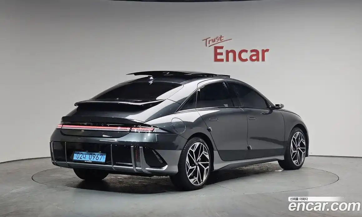 Hyundai Ioniq 6 2023 0.1 Автомат в Москве № 125432, фото 6