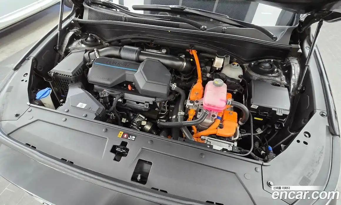 Hyundai Santa Fe 2022 1.6 Автомат в Москве № 128059, фото 14