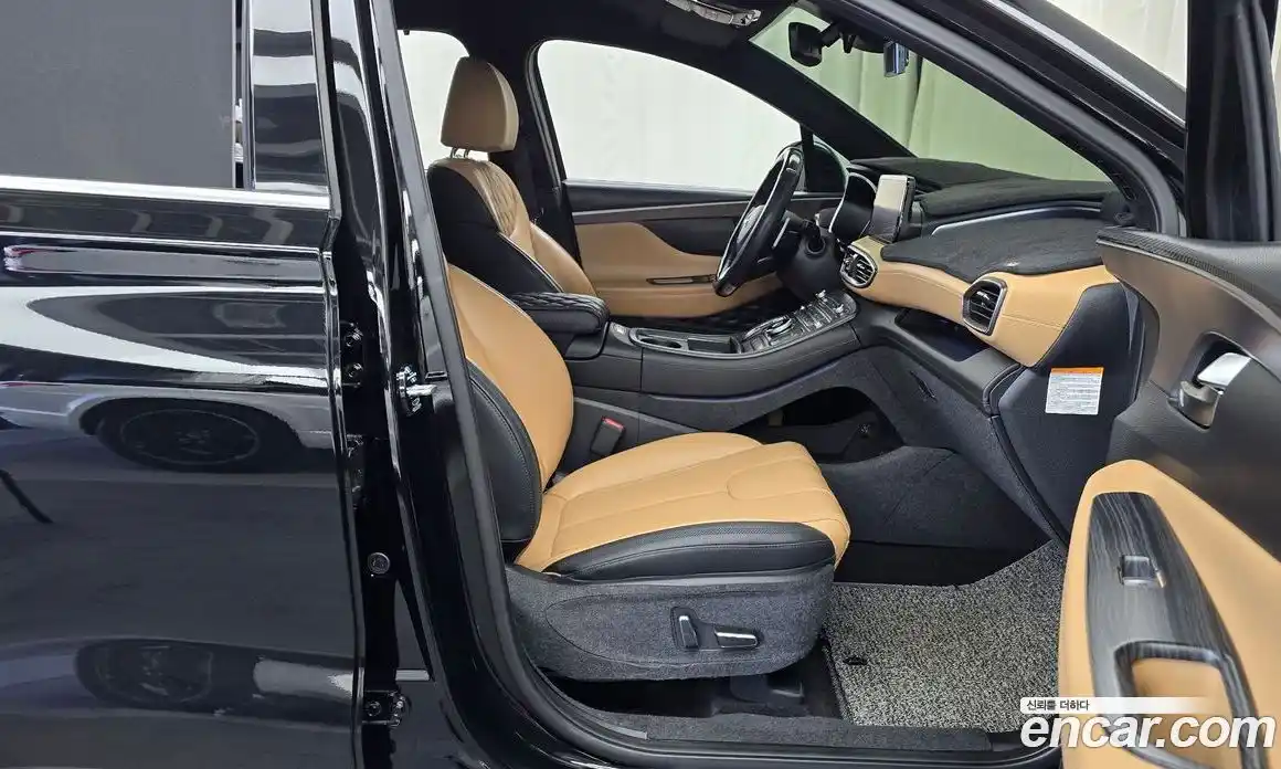 Hyundai Santa Fe 2022 1.6 Автомат в Москве № 128059, фото 19