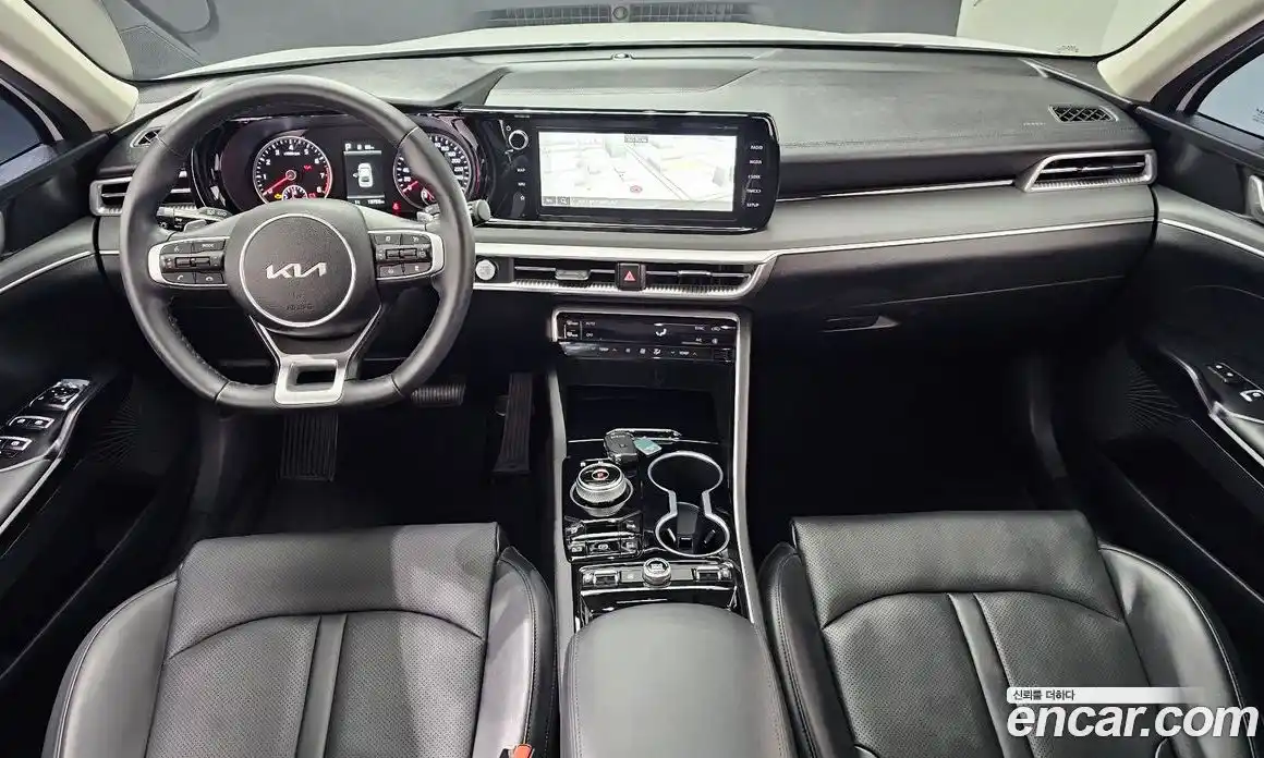 Kia K5 2023 1.6 Автомат в Москве № 128453, фото 10