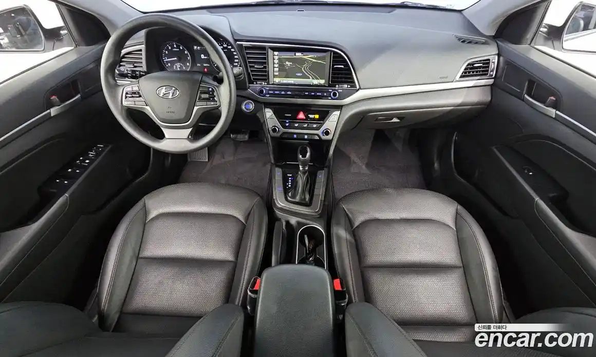 Hyundai Avante 2018 1.6 Автомат в Москве № 130081, фото 9