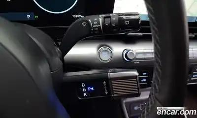 Hyundai Kona 2023 1.6 Автомат в Москве № 130632, миниатюра 10