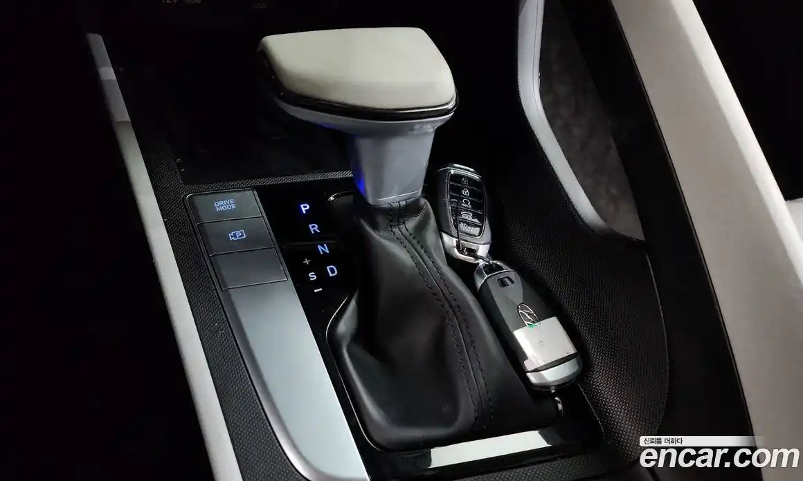 Hyundai Avante 2023 1.6 Автомат в Москве № 130716, фото 7