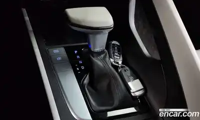 Hyundai Avante 2023 1.6 Автомат в Москве № 130716, миниатюра 7