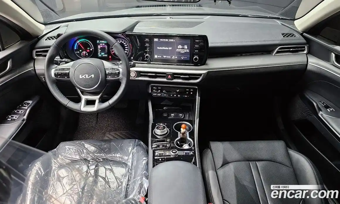 Kia K5 2023 2.0 Автомат в Москве № 132155, фото 13