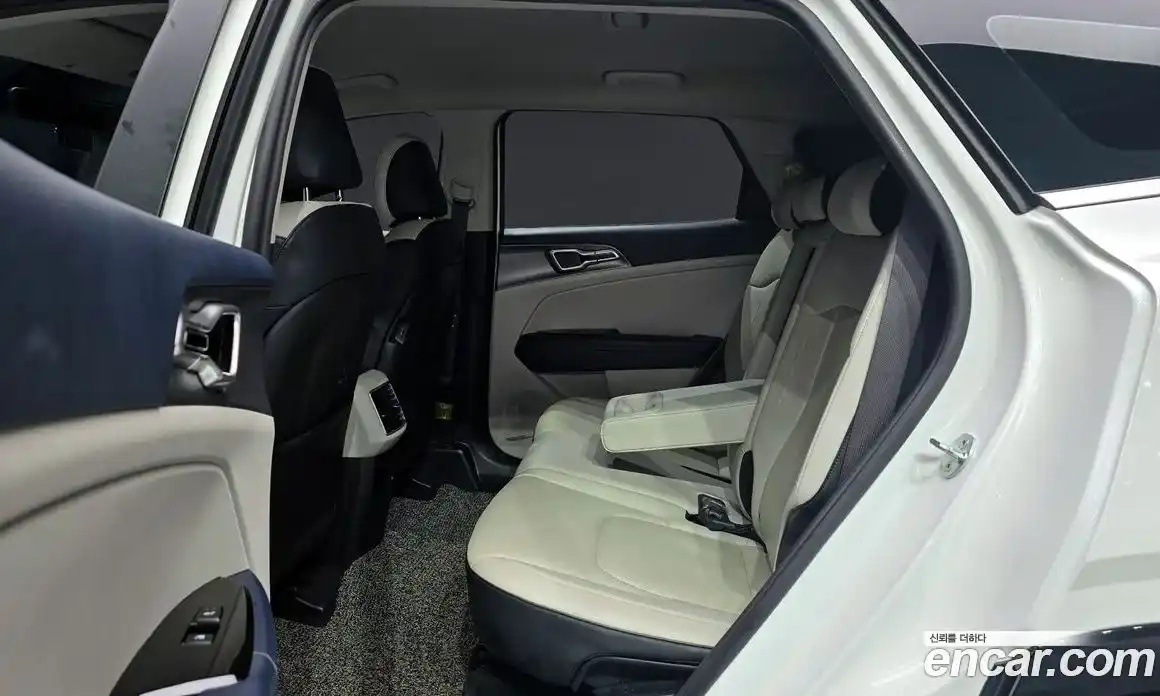 Kia Sportage 2022 1.6 Автомат в Москве № 133160, фото 12