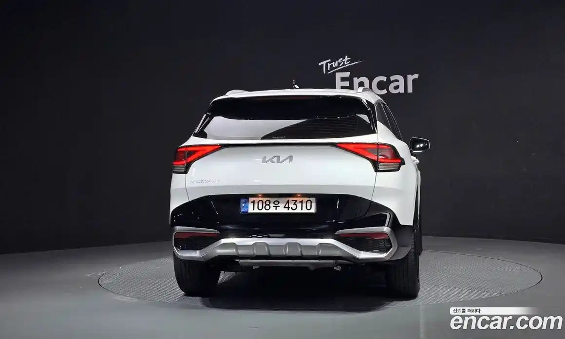 Kia Sportage 2022 1.6 Автомат в Москве № 133160, фото 4