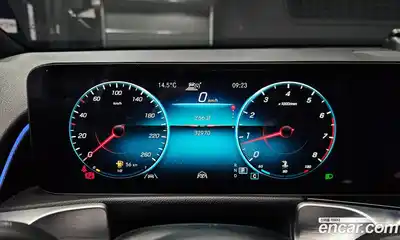 Mercedes-Benz GLB-Class 2022 2.0 Автомат в Москве № 135432, миниатюра 11