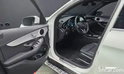 Mercedes-Benz GLC-Class 2022 1.9 Автомат в Москве № 136116, миниатюра 10