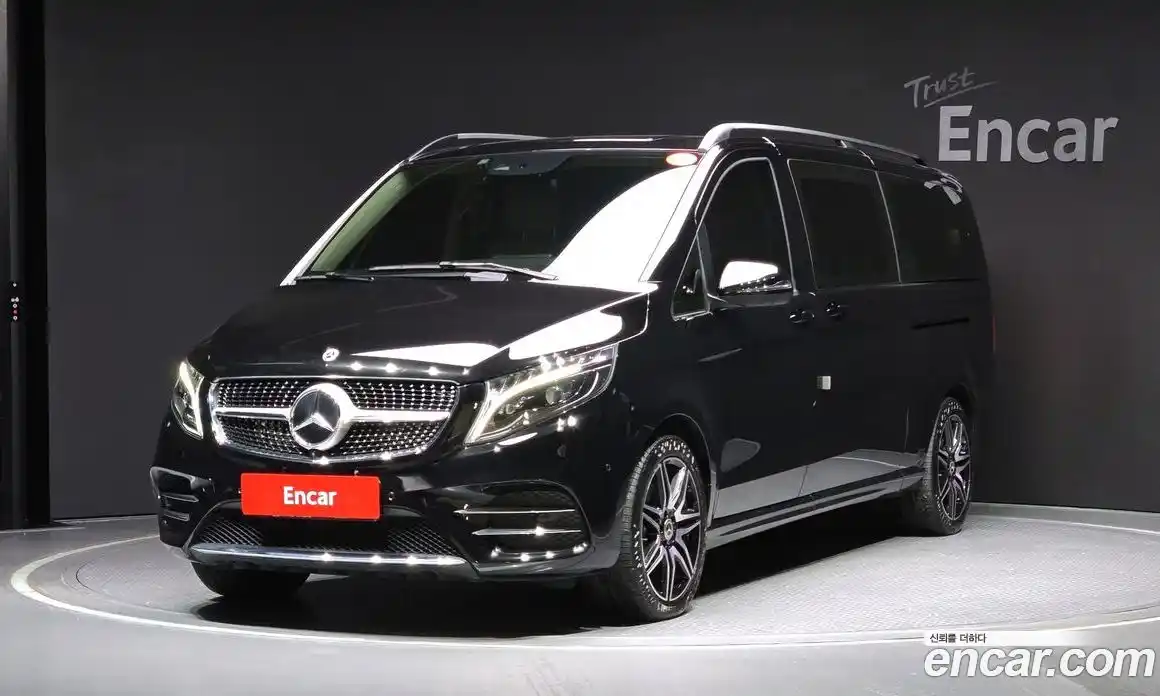 Mercedes-Benz V-Class 2023 1.9 Автомат в Москве № 136571, фото 1