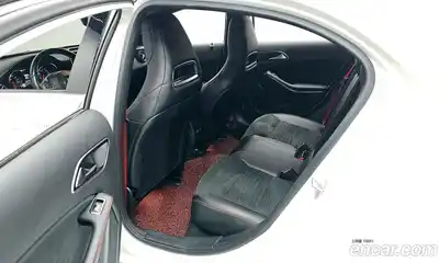 Mercedes-Benz A-Class 2016 2.0 Автомат в Москве № 139158, миниатюра 3