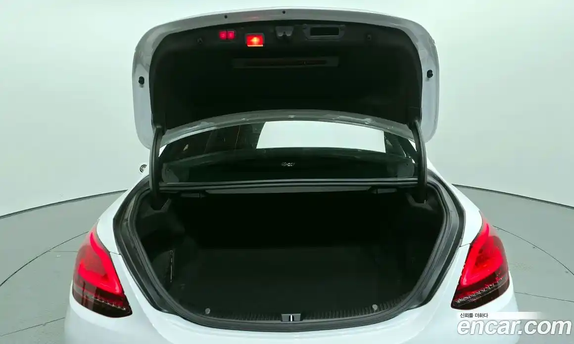 Mercedes-Benz C-Class 2019 3.0 Автомат в Москве № 141613, фото 20