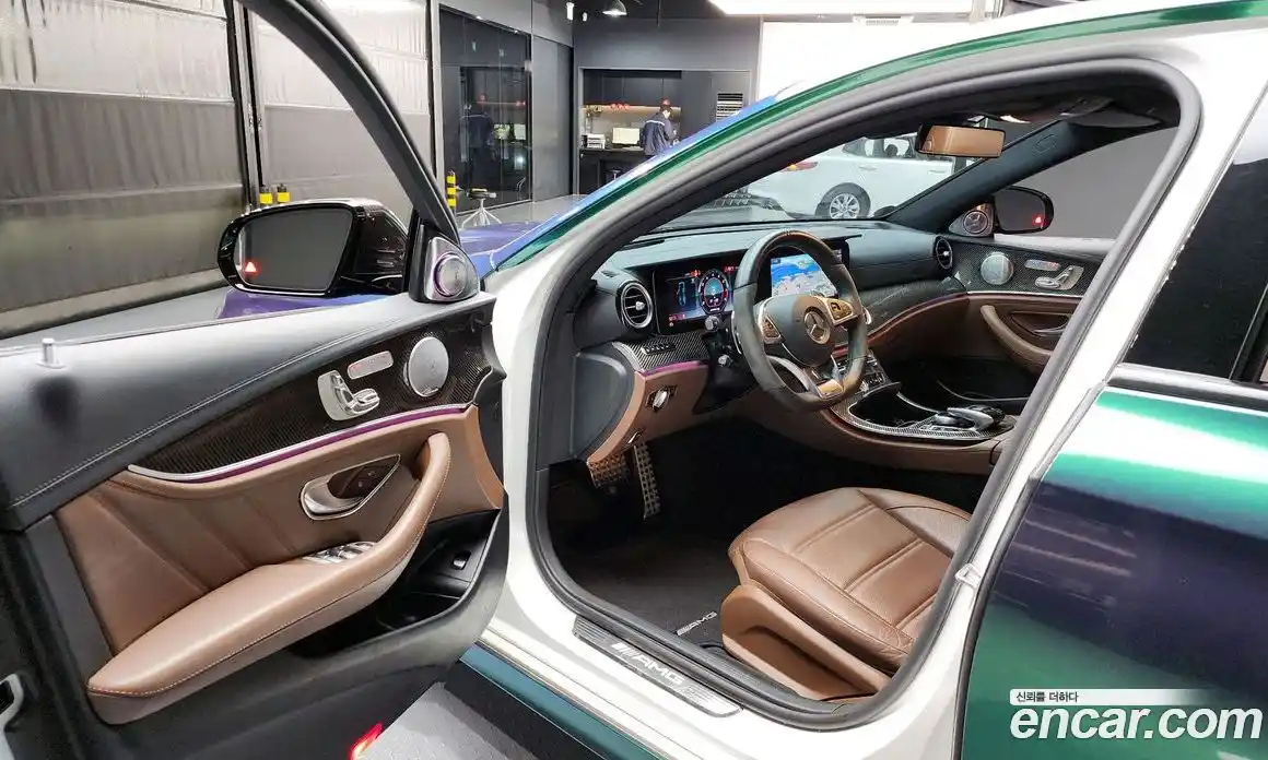 Mercedes-Benz E-Class 2018 4.0 Автомат в Москве № 143747, фото 18