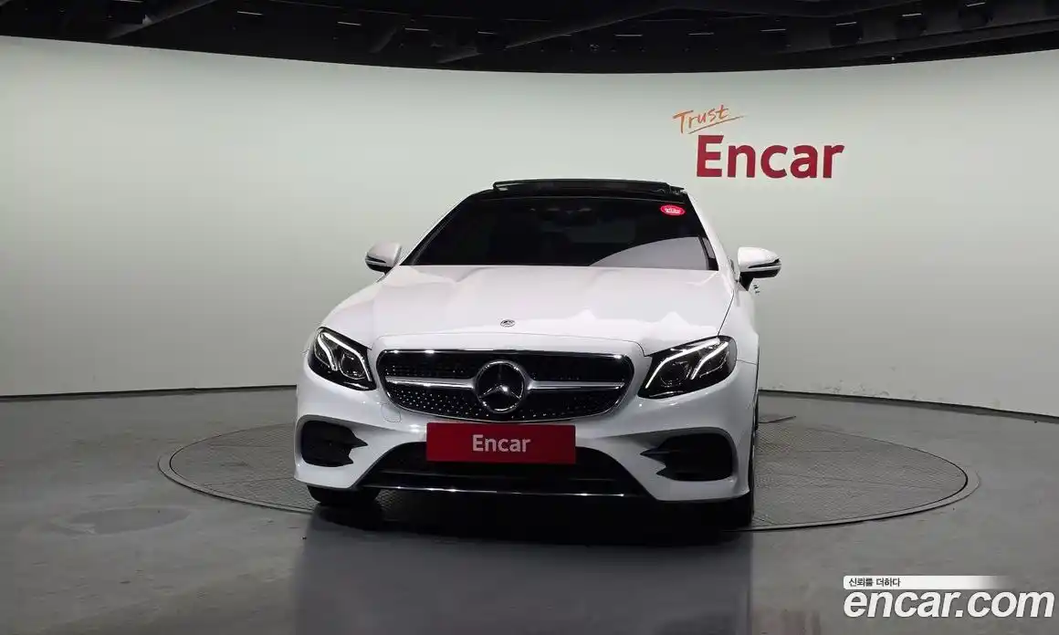 Mercedes-Benz E-Class 2019 1.9 Автомат в Москве № 143796, фото 15