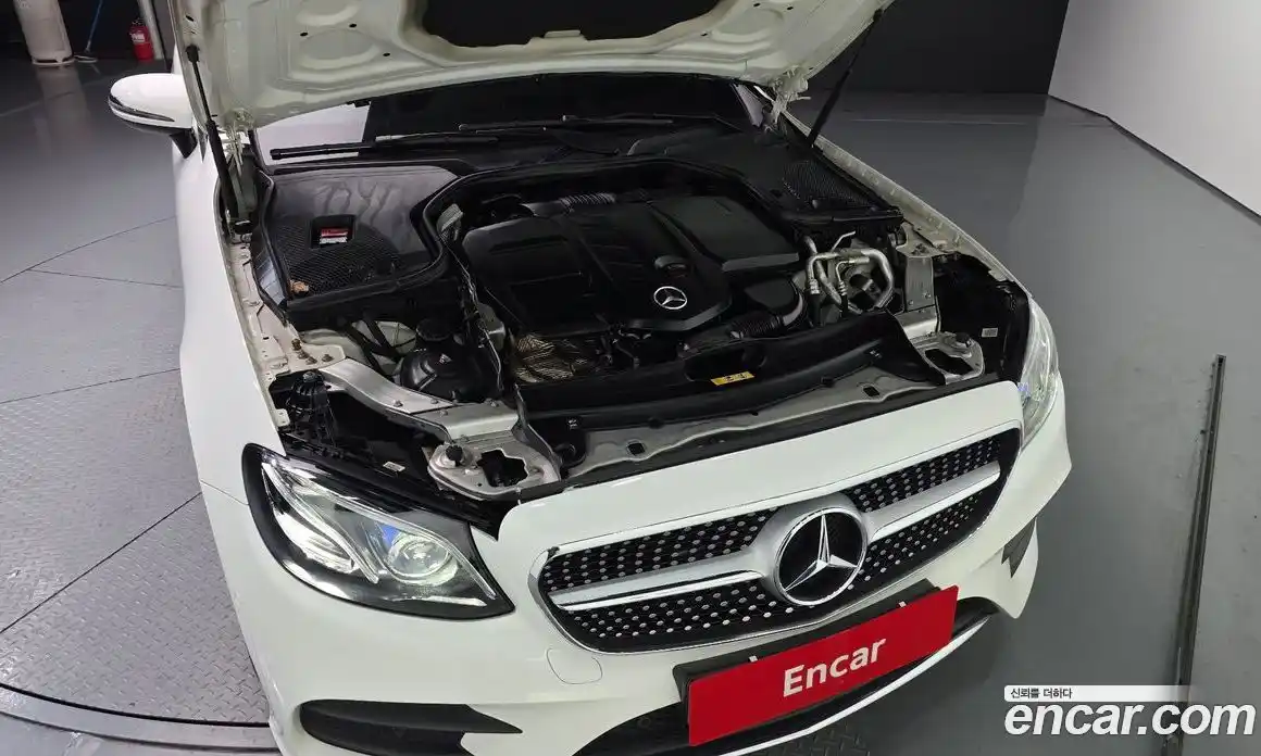 Mercedes-Benz E-Class 2019 1.9 Автомат в Москве № 143796, фото 4