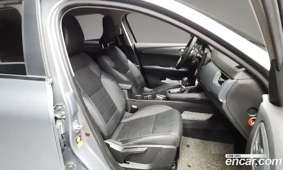 Renault XM3 2020 1.3 Автомат в Москве № 144868, фото 20