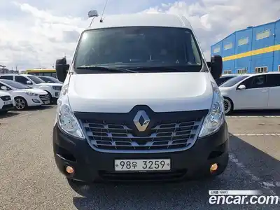 Renault Master 2019 2.3 Механическая в Москве № 152268, миниатюра 3