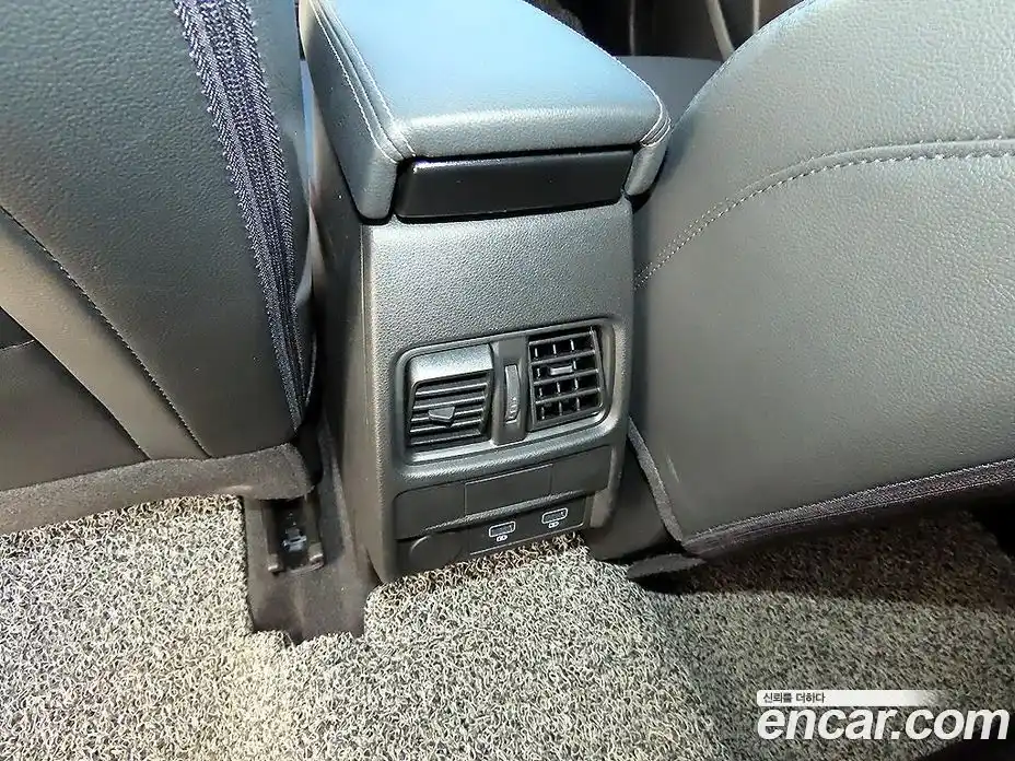 Renault XM3 2024 1.6 Автомат в Москве № 152463, фото 17