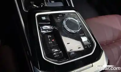 BMW 7-Series 2025 3.0 Автомат в Москве № 154087, миниатюра 2