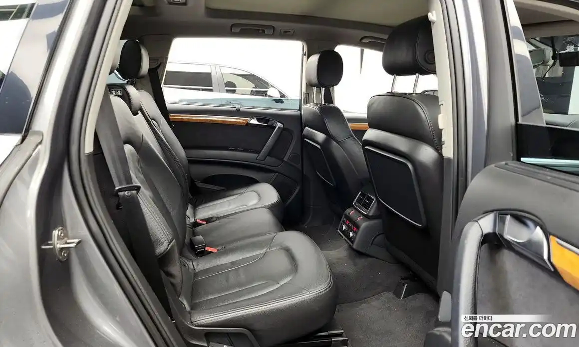 Audi Q7 2011 4.1 Автомат в Москве № 154880, фото 1