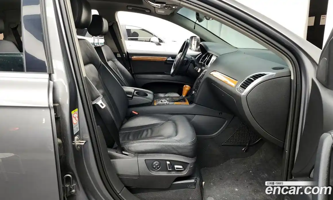 Audi Q7 2011 4.1 Автомат в Москве № 154880, фото 9